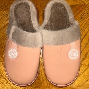 Cozy Pink Slippers with Faux Fur Lining